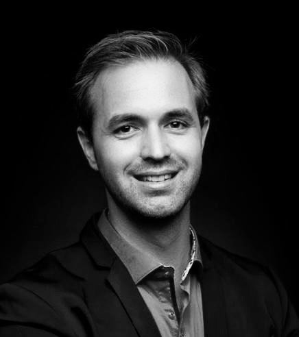 László Gelányi PT.